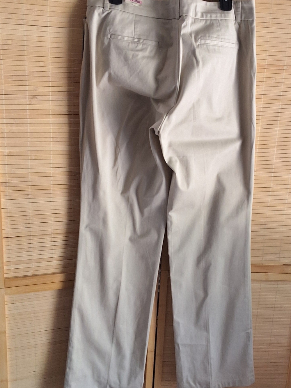 NWT- Dockers Women's Classic Straight-Leg Dress Pants in Light Beige- 10 Long